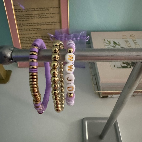 WWJD Clay Christian Jewelery Jesus Bracelet Stack in Purple Heishi Style - Picture 4 of 5